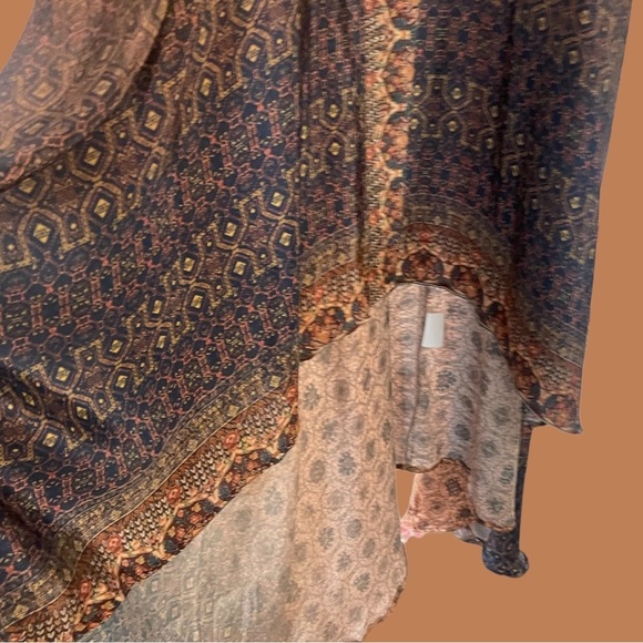 Maxi Hi-Lo Bohemian Dress by Love Kyla. - Picture 7 of 8